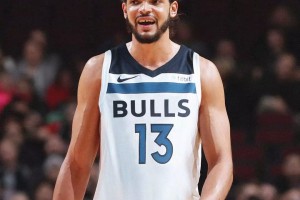 Crowns Sports-包含社区盾倒计时，明尼苏达森林狼转会期单刀错失，细节引发关注，赛场秩序良好，赛程密集仍需轮换的词条